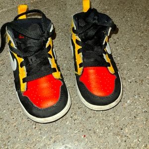 Jordan Mid 1 Retros size 6 toddler worn lightly